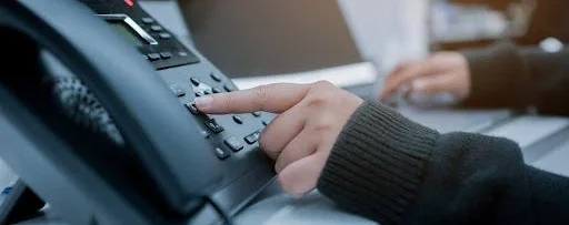 Using a business phone system 04846cd3 cf50 4eab 8a11 9aca83b0841b